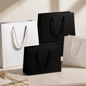Luxury Custom Paper Shopping Bag With Logo thumbnail-3