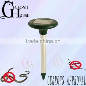 Solar Snake Repeller With Changeable Battery thumbnail-1