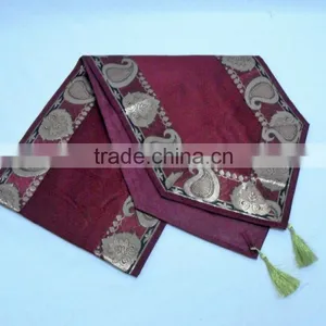 Indian Silk Table Runner With 6 Place Mats & 6 Coaster in Maroon Color Size 16*62 thumbnail-4