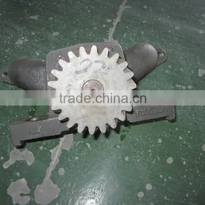 Yuchai 6108 Engine Oil Pump for XCMG Wheel Loader Part thumbnail-1