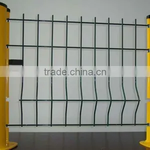 Blue Color PVC Coated Triangle Bending Guardrail Net in 2016 thumbnail-2