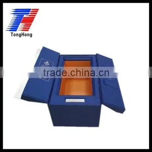 Wine Box With Magnetic Cover thumbnail-1
