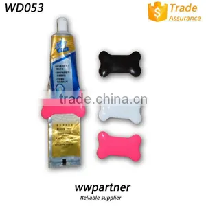 Custom Design Minions Plastic Toothpaste Squeezer thumbnail-3