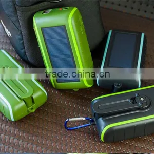 CE, ROHS Standard Waterproof Dual USB Solar Power Bank, Hand Crank Solar Mobile Charger thumbnail-1