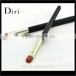 Angled Eyebrow Brush Eyeliner Brush With Synthetic Hair and Pearl Handle thumbnail-1