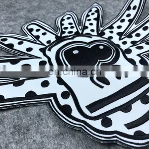 Professional Clothes Accessory Embroidered Badges Flower Embroidery Patch thumbnail-4