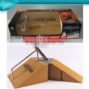 ABS Yellow Mini Toy Finger Skate Skateboard With Ramp thumbnail-1