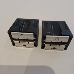 Fci Amphenol 10159416 S01lf 350A Power Distribution Module AC DC Busbar Connector for AI Data Center Server thumbnail-3