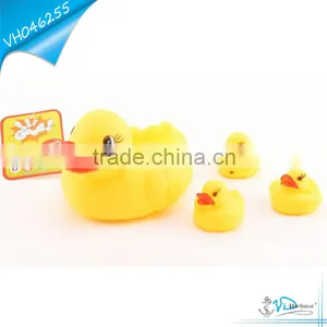 Promotional Bath Water Yellow Rubber Duck Toy thumbnail-1