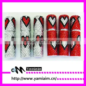 Heart Design Crystal Perfume Bottle Custom Pattern thumbnail-1
