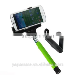 New Selfie Stick Monopad Selfie Stick Extendable InBuilt Bluetooth Remote Wireless Shutter thumbnail-3