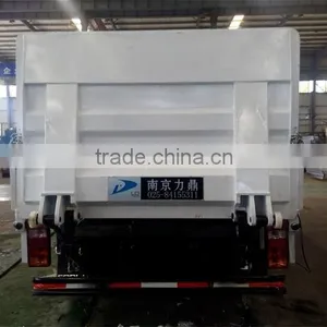 Export to MALDIVES Small Cargo Truck With Hydraulic Tail Lifting thumbnail-5