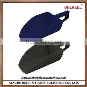 Plastic Measuring Scoop thumbnail-1