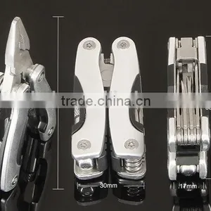 OEM Small Folding Multifunctional Pliers With LED Flashlight thumbnail-5