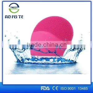 Hot Selling Comfortable Facial Wavebetter Silicon Facial Brush Cleaner thumbnail-1