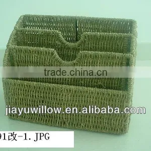 Wholesale Portable Willow Magazine Storage Baskets With Handle thumbnail-1