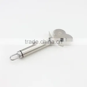 Sharp Blade Double Wheel Novelty Slicing Pizza Cutter thumbnail-4