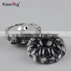 Hotsale Black Flower Resin Small Size Decorative Buttons WBKA-289 thumbnail-2