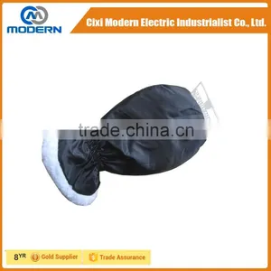 Snow Devil Ecnomic Ice Scraper Mitt thumbnail-1
