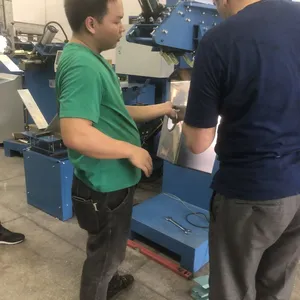 Automatic Metal Sheet Chamfering Machine Stainless Steel Plate Edges Deburring Machine thumbnail-2