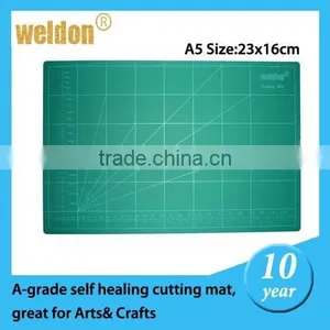 Weldon Green 3 Layer Self Healing Non-slip Plastic Cutting Board thumbnail-1