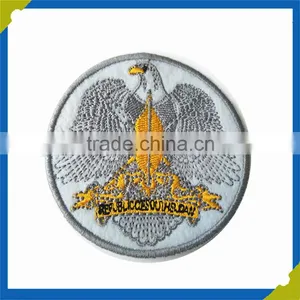 Fashion Custom Lively Peafowl Embroidery Sew Hook Patches thumbnail-1