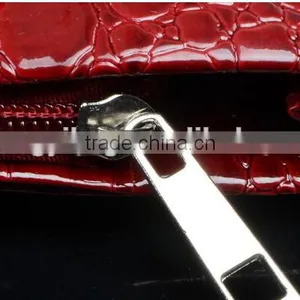 Newest Alligator Pattern Red Exquisite pu Women Bag thumbnail-3