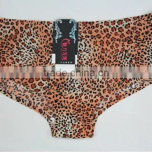 Latest One Piece Ladies Seamless Leopard Print Shorts thumbnail-1