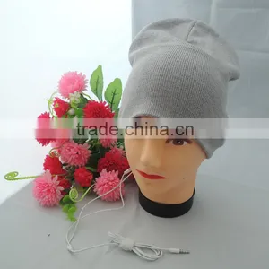 Uneed Fashion Winter Hat for Young Girls With Headphone thumbnail-1