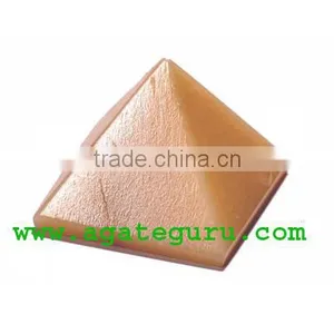 Orange Moonstone Pyramid : Wholesale Pyramids Khambhat Supplier thumbnail-1