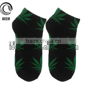 Fashion Colorful Leaves Custom Tube Ankle Socks thumbnail-4