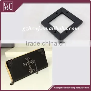High Quality Black Metal Bag Corner thumbnail-2