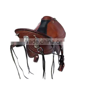 2016 Custom Trail Saddle - Stylish Horse Trail Saddle thumbnail-1