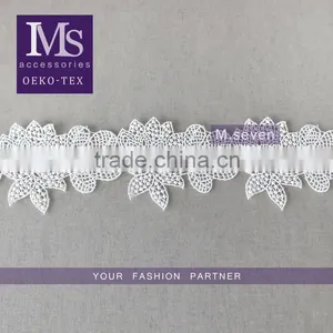 Reasonable Price Polyester Net Lace Trim ,rhinestone Lace Trim in White Non- Elastic Lace Trim for Clothing Making thumbnail-1