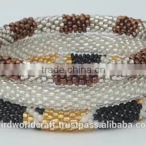 Rollover Glass Bead Bracelets thumbnail-1