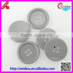 Grey Resin 4-holes Round Buttons thumbnail-2