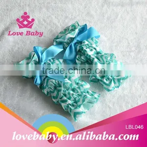 Turquosie Satin Chevron Leg Warmer thumbnail-1