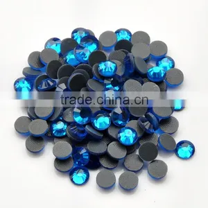 Colored Flatback Hot Fix Rhinestone For Clothing thumbnail-1