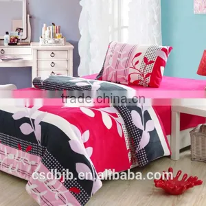 Wholesale Fashionable 3d Print Flannel 4pcs Bedding Sets thumbnail-1