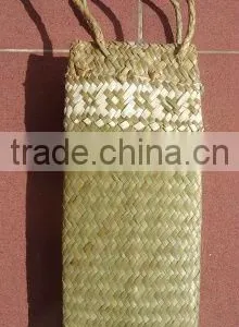Wine Straw Bag thumbnail-1
