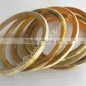 Buffalo Horn Bangle, Natural Horn Vein, Rounded Shape - Set of 7pcs thumbnail-1