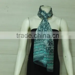 Fashionable Fancy Printed Silk Scarf 90*90cm thumbnail-2