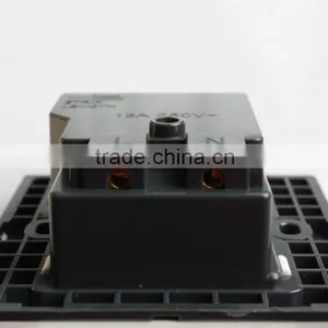 AC 110V-250V UK Socket 3 USB Port DC 5V 2100mA Switch Mains Power Wall Outlet thumbnail-5