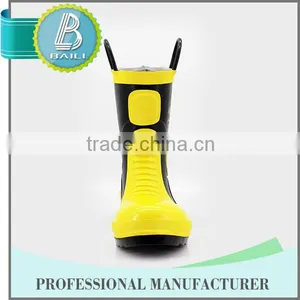 China 10 Years Experience Environmental Waterproof Ladies Fashion Rubber Rain Boots thumbnail-2