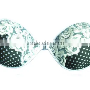 Brassiere thumbnail-1
