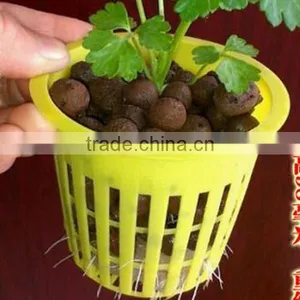 White Plastic Planter Pot thumbnail-1