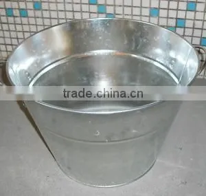 Large Galvanized Steel Round Bucket thumbnail-1