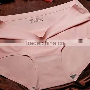 Woman Seamless Underwear Sexy Briefs and Woman Panties thumbnail-1