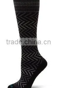20-30mmHg Compression Level Compression Socks With Merino Wool and Bamboo thumbnail-2
