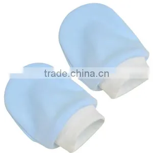 Yyw.com 2015 Hot Sale Cotton Newborn Solid Unisex Baby Glove thumbnail-1
